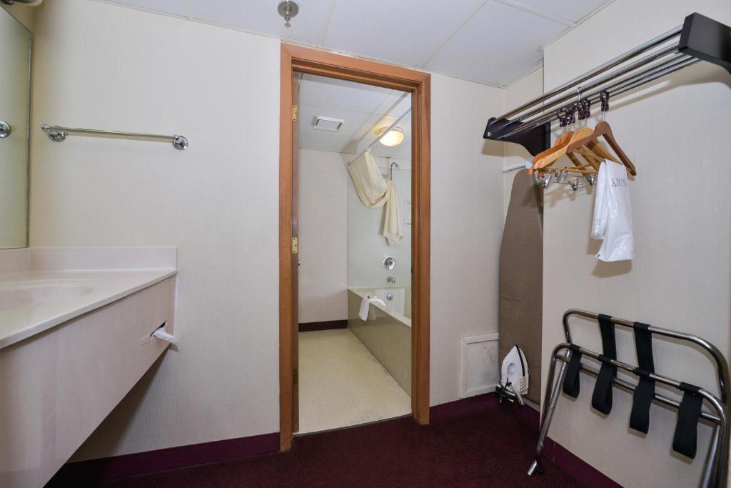Lamplighter Inn-South Springfield Zimmer foto